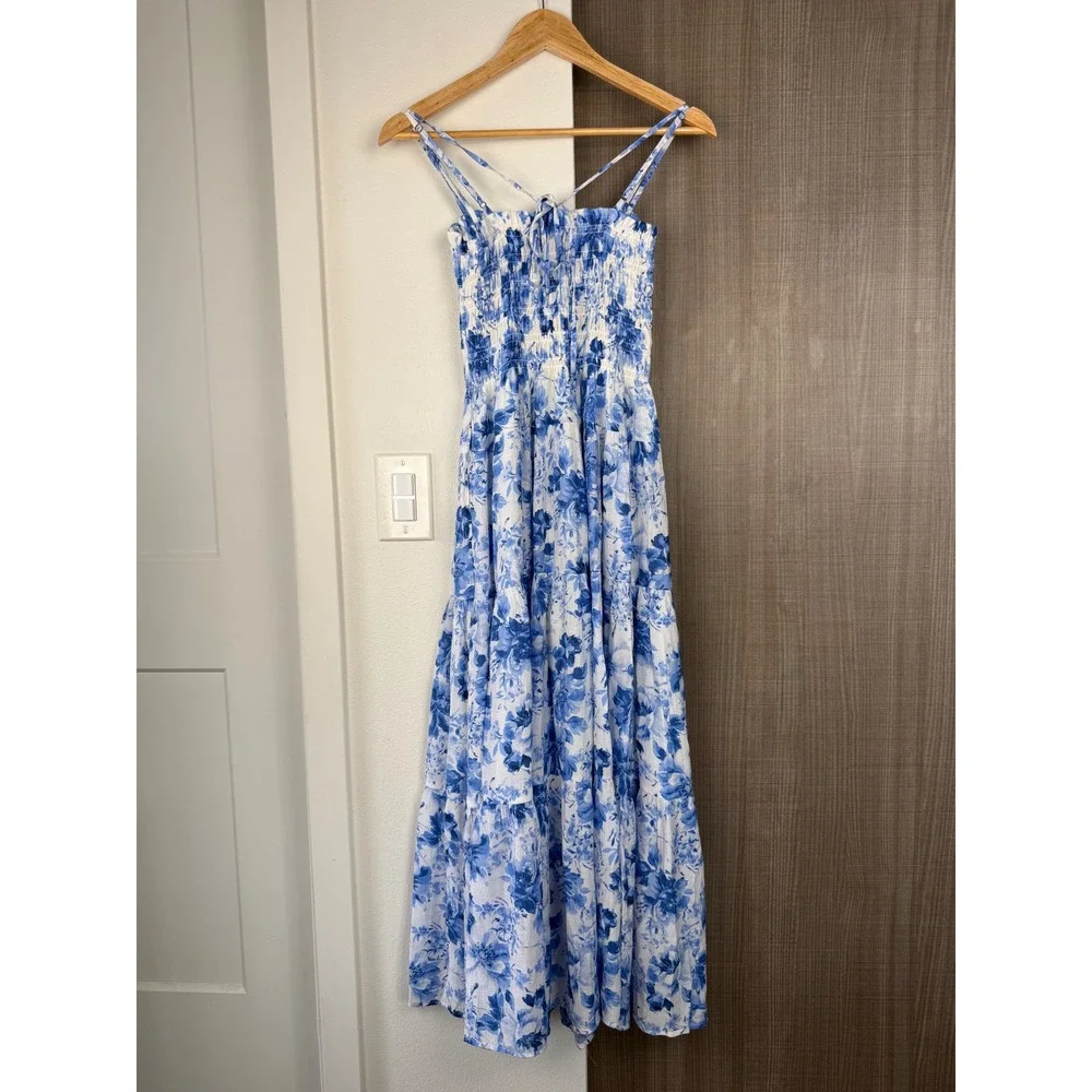 Abercrombie & Fitch smocked bodice